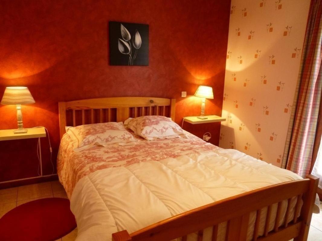 Les Garennes Bed and Breakfast Favières Exteriör bild